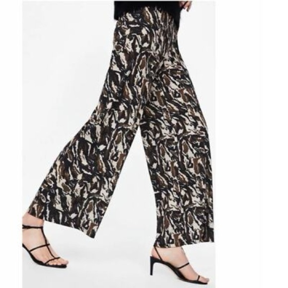 Zara Wide Leg Flowy Printed Palazzo Pant Brown Stretch Waist Size M - Picture 10 of 11